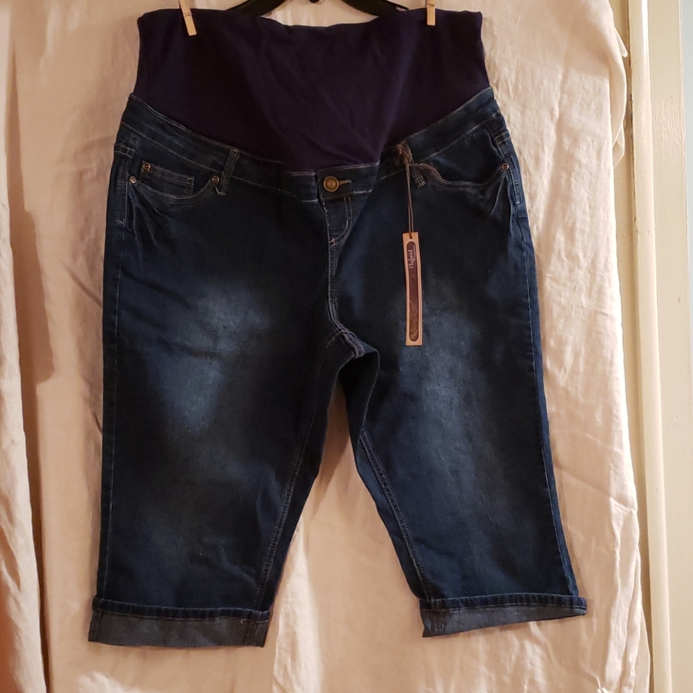 Maternity Jean Capri
